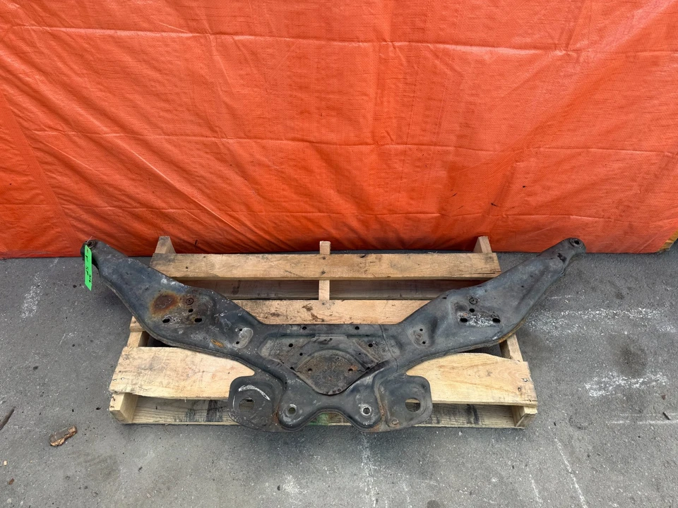 14-20 INFINITI Q50 17-20 Q60 AWD TRACCIÓN TOTAL - SUBCHASIS DELANTERO PLACA DE DESLIZAMIENTO 316 Foto 1 de 4