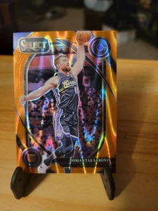 2024-25 Panini Select Domantas Sabonis #253 Orange Tectonic Prizm - Picture 1 of 3