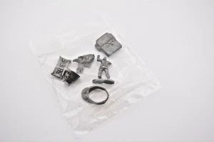 Monopoly Ted Lasso Juego Piezas de Repuesto - Fichas - Imagen 1 de 1