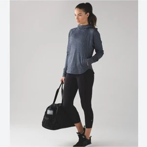 Lululemon Pick Up The Pace Long Sleeve Hoodie Jacquard Black Blue Women's Size 6 - Picture 1 of 4