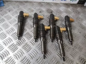 DAF CF 85 EURO 5 INJECTORS P/NO 1661060 - Picture 1 of 3