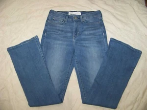 Women's Levi Strauss Signature Jeans - Size 4 - W27 - Shaping - Mid-Rise Bootcut - Picture 1 of 8