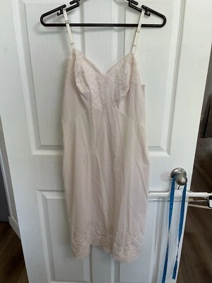 Vestido sin mangas rosa claro vintage Van Raalte marfil nailon camisón talla 36 EE. UU. AÑOS 60 Foto 1 de 4