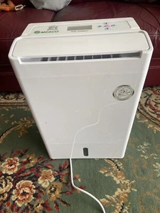 Meaco DD8L-ZAMBEZI 650W Antibacterial Desiccant Dehumidifier - White - Picture 1 of 8