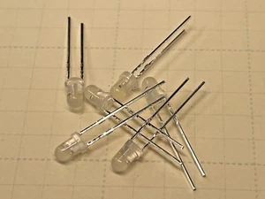 Slow 0.5 Hz Blink Flash Diffused  Warm White 3mm LED Blinking Flashing Qty 50 - Picture 1 of 2