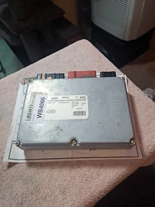 1996 RANGE ROVER ENGINE FUEL COMPUTER CONTROL AMR5688 MODULE Land 80675a OEM - Picture 1 of 4