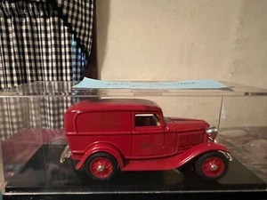 Red 1932 Ford Chicago Fire Department panel delivery die cast truck - Picture 1 of 1