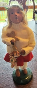 Byer's Choice Ltd-The Carolers-Girl w/ornaments 2009 Figure 9.5" Christmas (1) - Picture 1 of 4