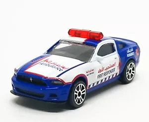 Majorette Ford Mustang Boss blau - Dubai Krankenwagen - D5S - 1:61 (3") kein Paket - Bild 1 von 6