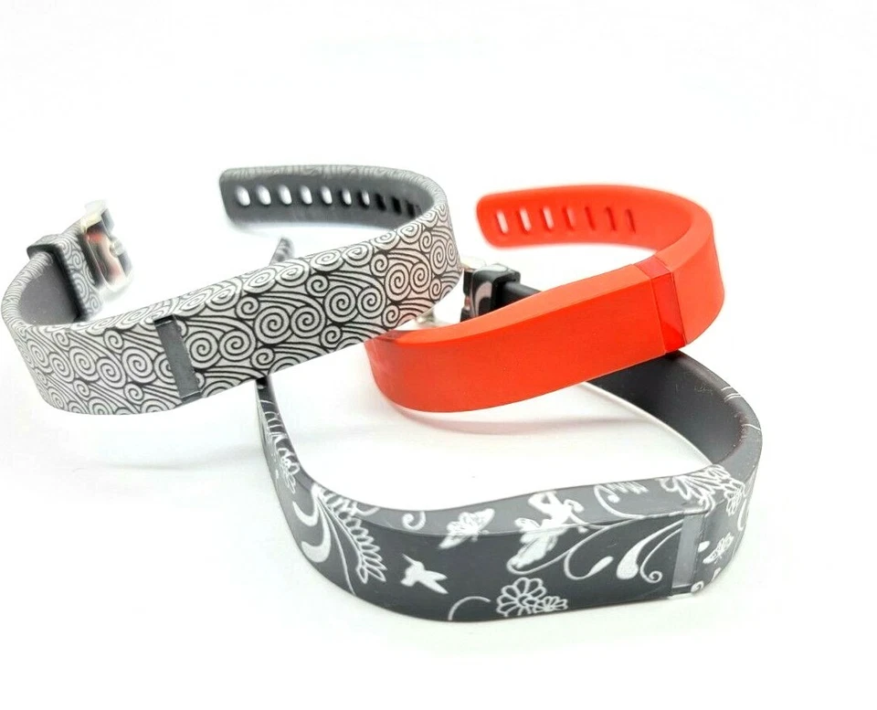 Multicolor Armband Replacement for Fitbit Tracker (3Pcs) - Image 1 of 4