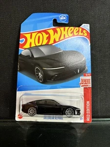 2024 Hot Wheels RED EDITION 6/12 Delorean Alpha5 85/250 - Picture 1 of 2
