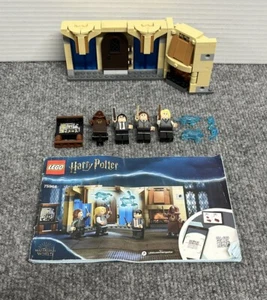 Lego Harry Potter Hogwarts Room of Requirement Set 75966 Complete - Picture 1 of 4
