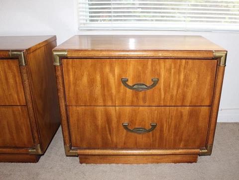 Vintage Pair 2 Drawer Night Chests "Drexel Heritage Campaign" Style Cover