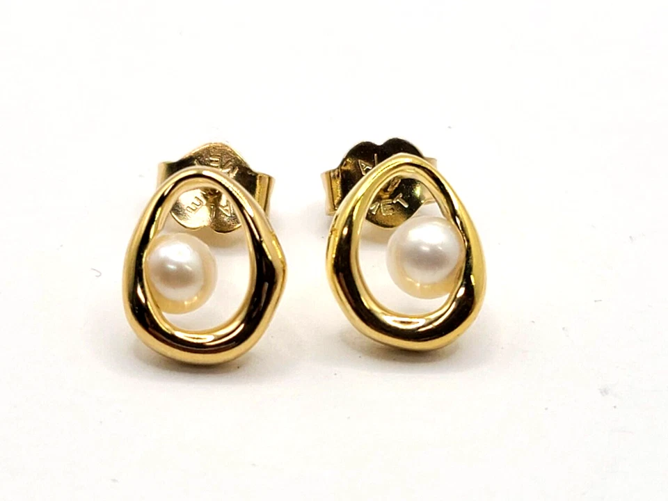 Pandora Oval Shaped & Treated Cultured Pearl Stud Earrings 263295C01 - Image 1 of 4