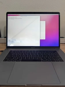 MacBook Pro i7 3,1GHz 15,4 Zoll 16GB RAM 512GB Space Grau 2017 (Beschreibung lesen) - Bild 1 von 3