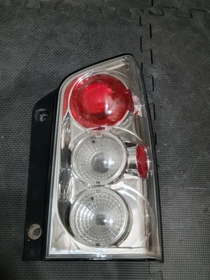 LUZ TRASERA DERECHA PASAJERO PATHFINDER 2005-2012 recambio Foto 1 de 4