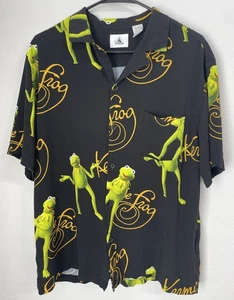 Camicia da campeggio WDW Disney Parks Kermit la rana Muppets con bottoni stampa all over L - Foto 1 di 5