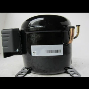 Compresor de refrigeración negro AEA4440YXA para Tecumseh - Imagen 1 de 2