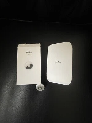 Apple AirTag Bluetooth Tracker DELETED No SOUND- MX532AM/A - Image 1 of 4