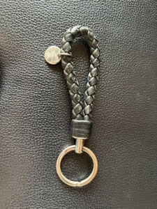Bottega Veneta Intrecciato Key Black Leather Key ring Without accessories - Picture 1 of 8