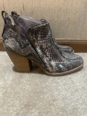 Женские ботильоны без застежек из змеиной кожи Jeffrey Campbell размер 9,5 - Изображение 1 из 4