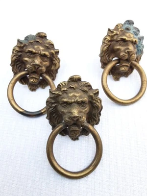 Cajón vintage tira cabeza de león con anillo armario puerta cofre latón herrajes par  Foto 1 de 4