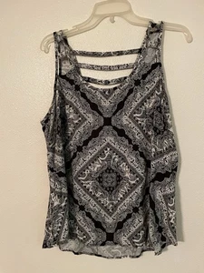 Gebrauchtes Tanktop LUQ schwarz Größe XL - Bild 1 von 4