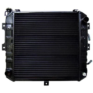 3EA04A2210 (15-3/4" x 16-3/4" x 2-5/8") Radiator for Komatsu Forklifts - Picture 1 of 5