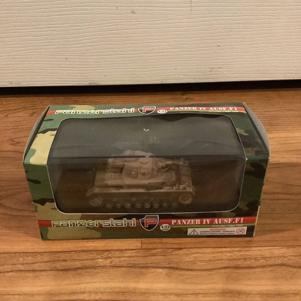 PANZERSTAHL 1:72 German Panzer IV Ausf F1, 15th Pz. Div., Libya 1942, No. 88001 - Image 1 of 4