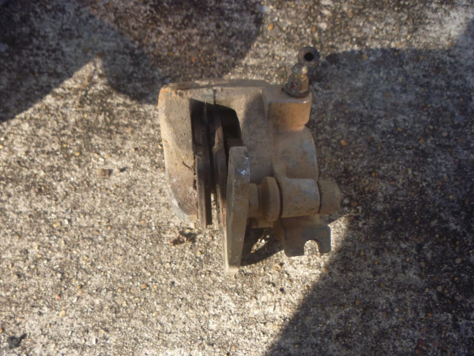 OEM FACTORY 01-05 Yamaha YFM660R 660 Raptor LH Front Brake Caliper - Image 1 of 1