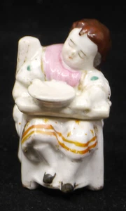 ANTICA CARENA PORCELLANA TEDESCA PORTAGIOIE, BAMBINO CHE DORME, BAMBINO IN SEGGIOLONE - Foto 1 di 9