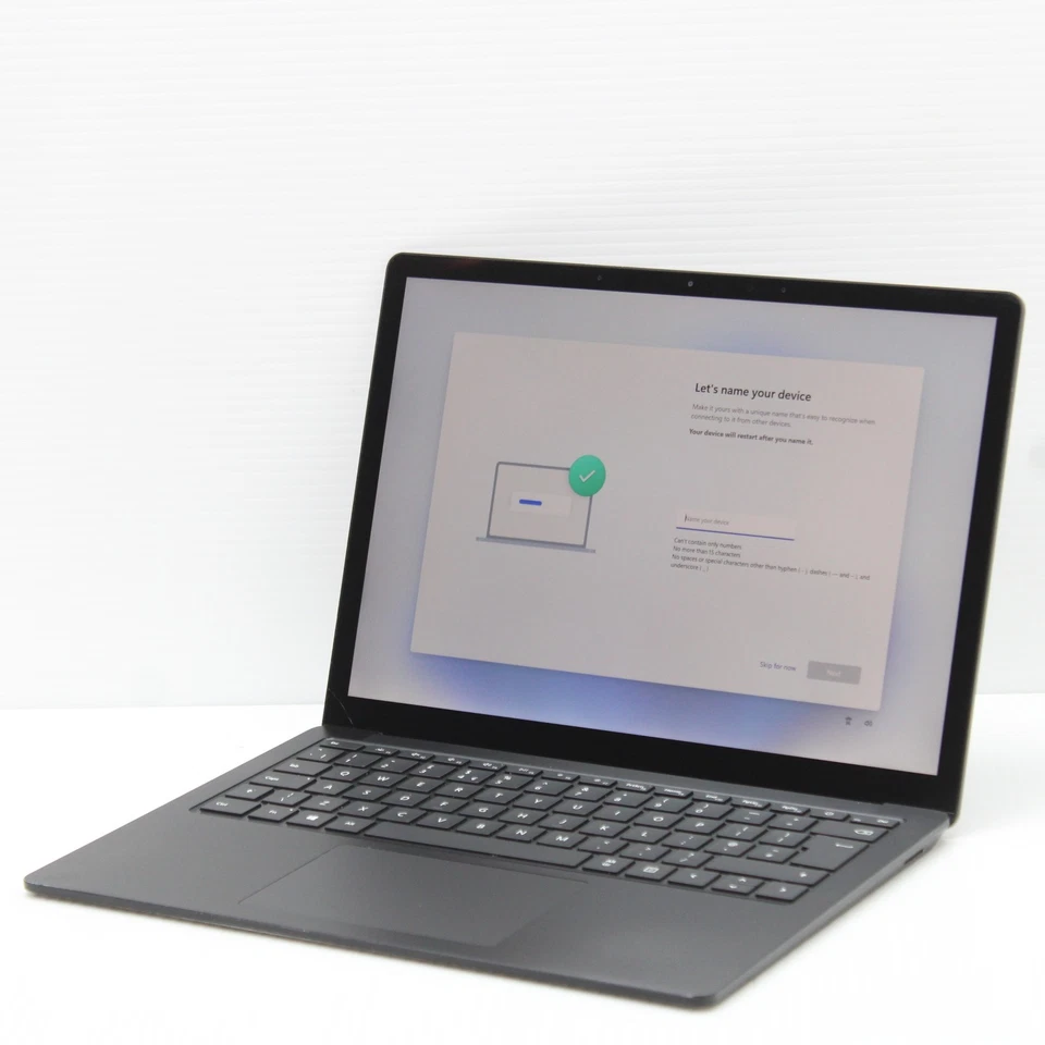 Microsoft Surface Laptop 3 13.5 in Intel i5 1035G7 8GB RAM 256GB SSD Win 11 Pro - Image 1 of 4