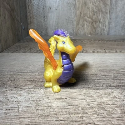 ⭐️ Vintage Littlest Pet Shop Dragon McDonalds Happy Meal Toy Tonka 1996 - Image 1 of 4