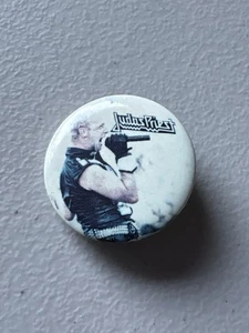 Vintage 1984 Judas Priest Pinback Button Rob Halford Live Photo Heavy Metal - Bild 1 von 3