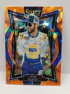 Chase Elliott 2025 Select Racing Tribüne SP Orange Ice Prizm #90 NASCAR  - Bild 1 von 2