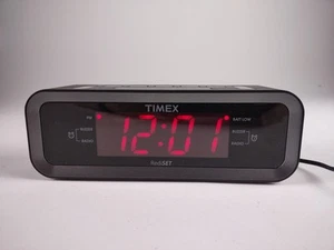 Timex Jumbo Display AM/FM Clock Radio Dual Alarm Model T236 Includ Manual TESTED - Picture 1 of 17
