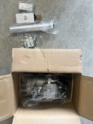 Compresor de aire acondicionado y embrague de aire acondicionado para Ford Mustang 3,7 L V6 S197 2011 2012 2013 2014 Foto 1 de 2