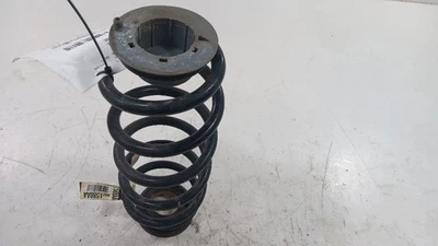 Muelle helicoidal trasero sedán para 15-17 200 Foto 1 de 3