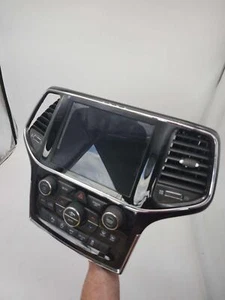 19 22 JEEP GRAND CHEROKEE Heater A/c Control OEM B2725 - Picture 1 of 3