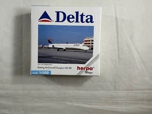 Herpa  512473 1:500 Diecast Airliner Delta Boeing McDonnell Douglas MD-88 - Picture 1 of 1