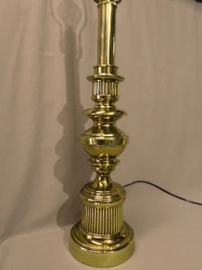 3819M Vtg 70's Stiffel 31" Lamp Polish Brass w/BASE SWITCH ! 3Way Light A+ COND! - Picture 1 of 11