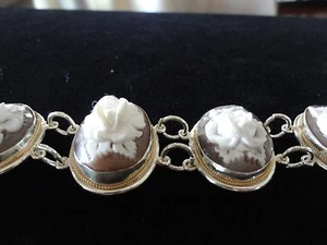 Master Hand carved 7.25 Sardonyx shell bracelet set in Italian silver - Picture 1 of 7