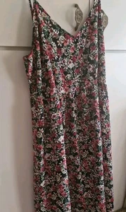 Shein Curve Kleid 2XL schwarz geblümt - Bild 1 von 3