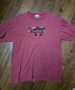 Vintage Mount Rushmore T-Shirt XL Red Embroidered Feathers Made in USA - Picture 1 of 3