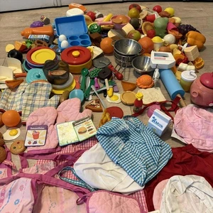 Kinder Pretend Spielküche Set Set - Lebensmittel Geschirr Schürzen & Zubehör - Bild 1 von 20