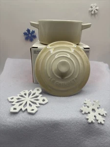 Le Creuset 8oz Mini Cocotte -Dune-NIB-Perfect 🎁 🎅 ⛄️ - Picture 1 of 5