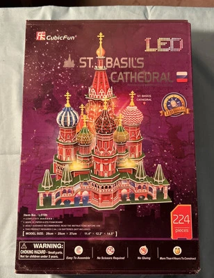 CubicFun LED 3-D Model St. Basil's Cathedral 224 Pieces- Brand New - Image 1 of 4