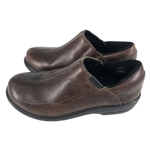 Crocs braun Leder Komfortschuh Slipper Damen 7 Gorpcore Granola Girl Outdoor - Bild 1 von 5