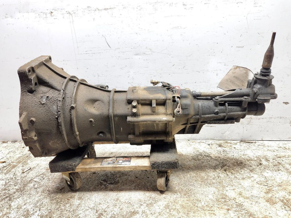 Mazda MX-5 Miata 1990-1997 transmisión manual M52R03000 Foto 1 de 4