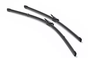 MINI GENUINE R55 CLUBMAN / R56 / R57 CABRIO / R59 ROADSTER FRONT WIPER BLADES - Picture 1 of 1
